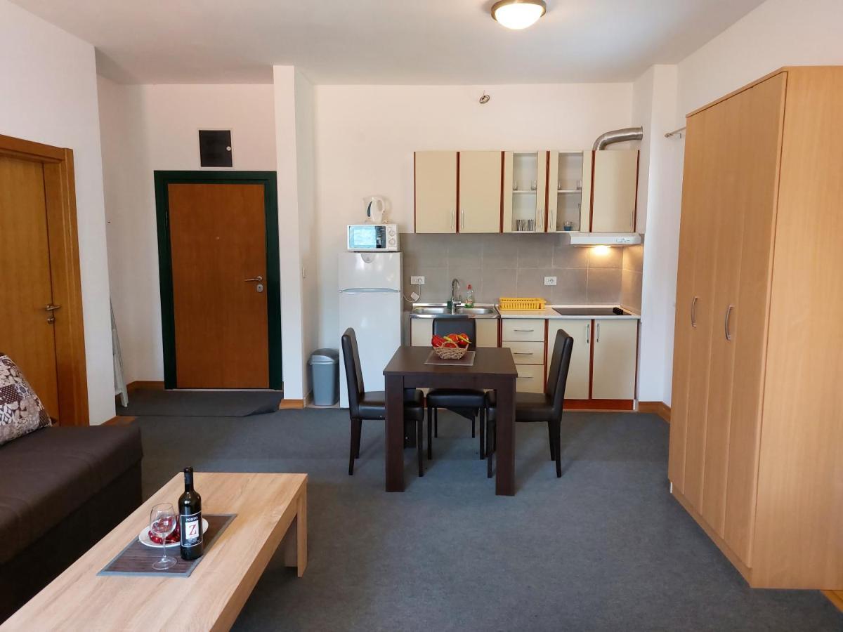 Apartment-Hotel Vila Petrovic-Becici بودفا المظهر الخارجي الصورة