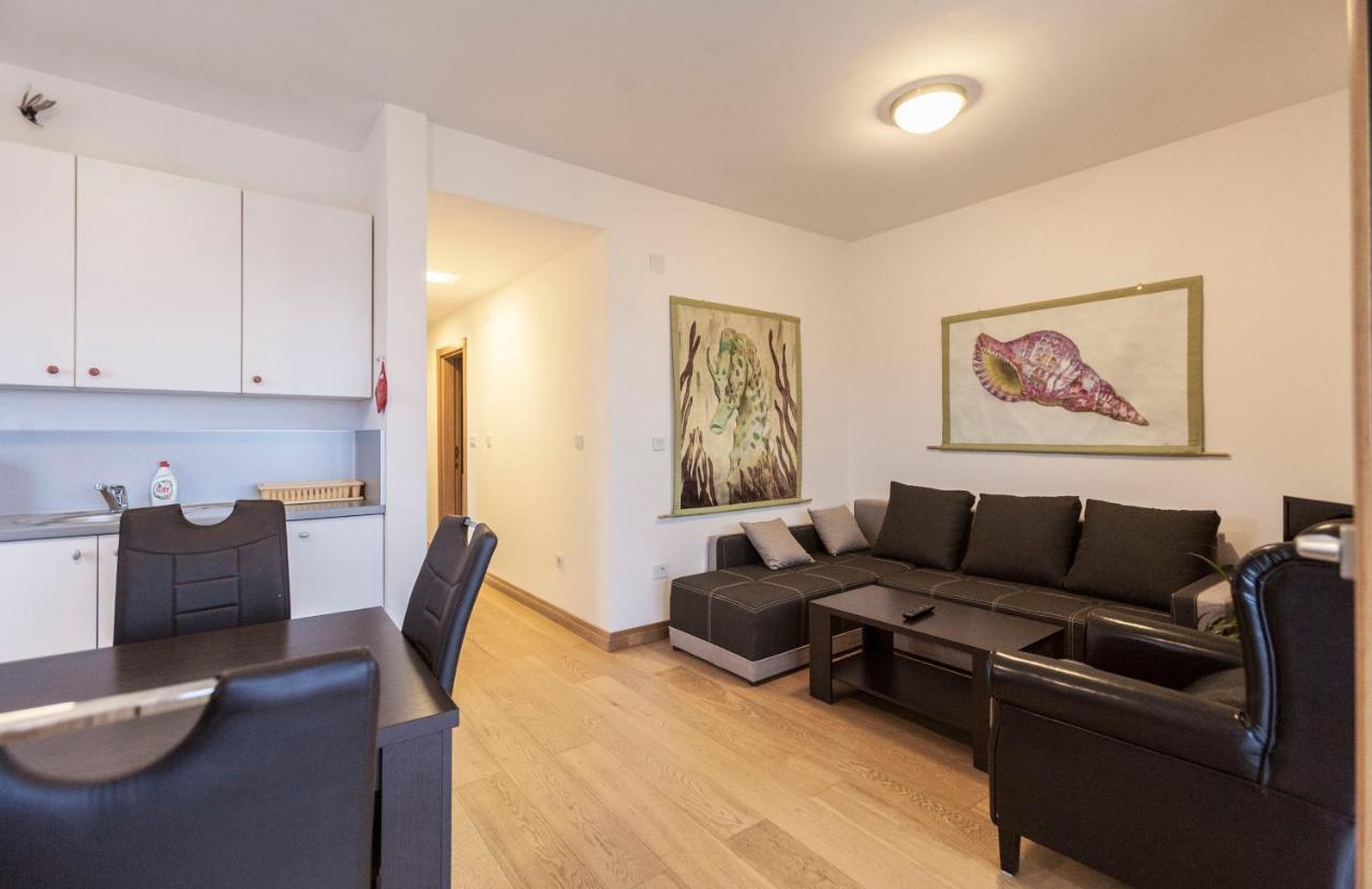 Apartment-Hotel Vila Petrovic-Becici بودفا المظهر الخارجي الصورة