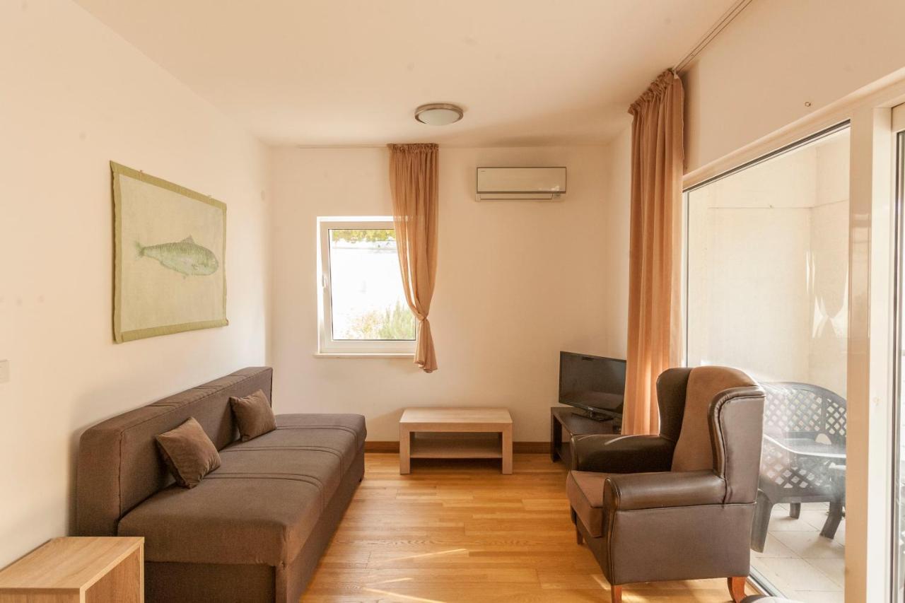 Apartment-Hotel Vila Petrovic-Becici بودفا المظهر الخارجي الصورة
