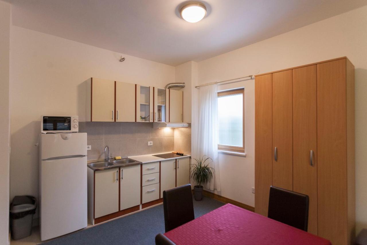 Apartment-Hotel Vila Petrovic-Becici بودفا المظهر الخارجي الصورة